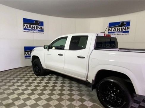 Used 2023 Chevrolet Colorado W/T image 8