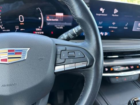 Used 2024 Cadillac XT4 Premium Luxury FWD image 23