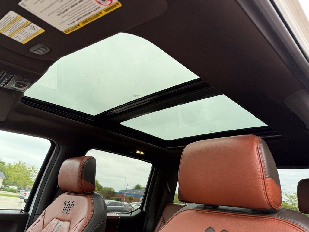 Used 2019 Ford F350 King Ranch w/ King Ranch Ultimate Package AWD/4WD image 12