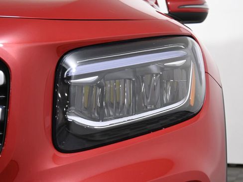 Certified 2026 Mercedes-Benz GLB 250 GLB 250 image 11