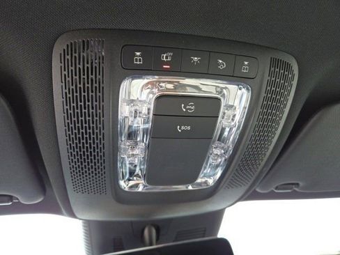 New 2025 Mercedes-Benz GLA 250 image 21