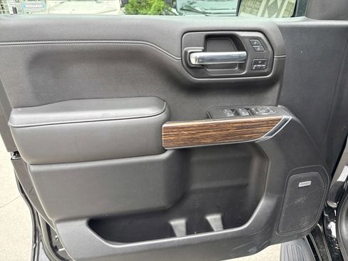 Used 2021 Chevrolet Silverado 1500 High Country w/ Safety Package II AWD/4WD image 14