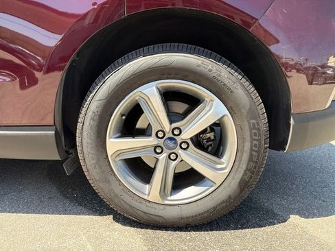 Used 2019 Ford Edge SEL w/ Equipment Group 201A FWD image 19