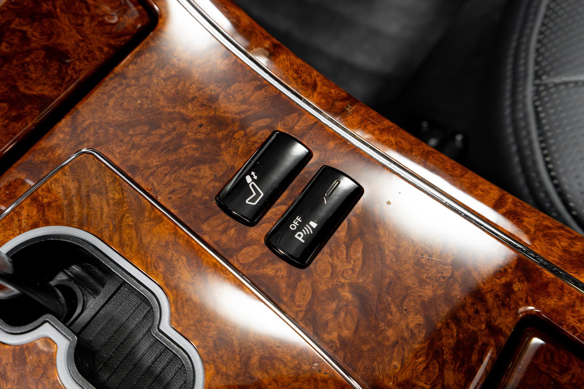 Used 2004 Maybach 57 RWD image 85