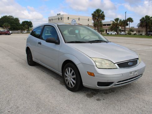 Used 2006 Ford Focus S FWD image 31