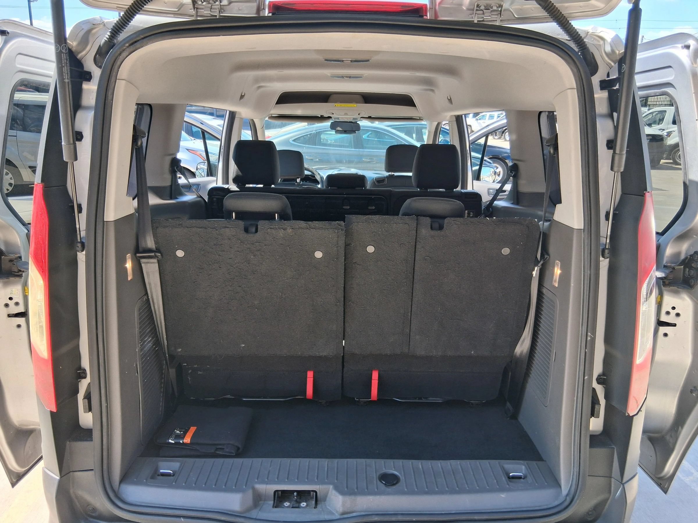 Used 2019 Ford Transit Connect XL FWD image 30
