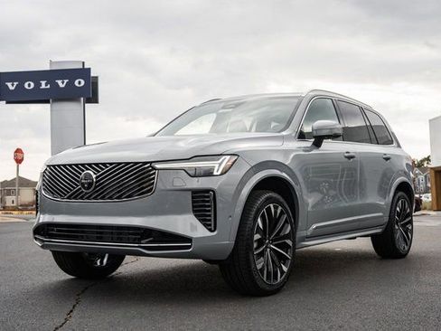 New 2026 Volvo XC90 B6 Plus w/ Protection Package Premier AWD/4WD image 2