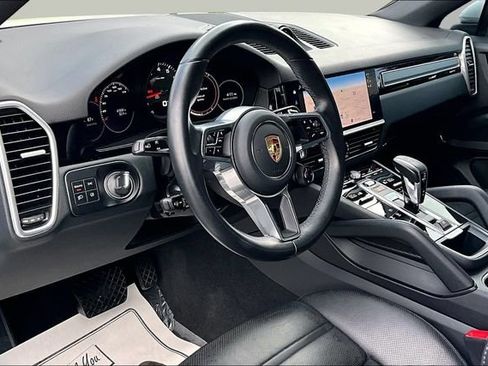 Used 2023 Porsche Cayenne Platinum Edition AWD/4WD image 20