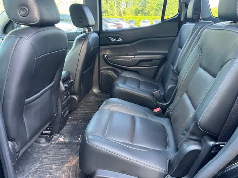 Used 2017 GMC Acadia SLT AWD/4WD image 11