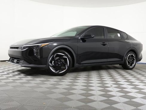 New 2026 Kia K4 EX image 1