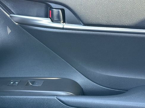 Used 2024 Toyota Camry SE w/ Convenience Package FWD image 18