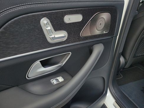 New 2026 Mercedes-Benz GLS 580 4MATIC image 8