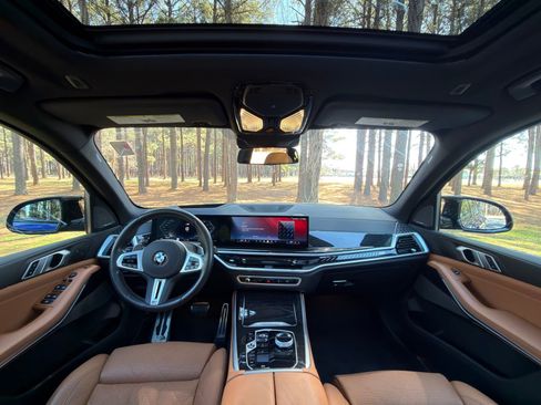 Certified 2025 BMW X5 M60i image 2