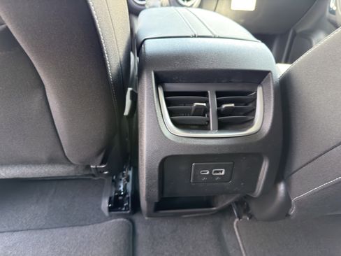 New 2025 Chevrolet Blazer LT w/ Convenience Package FWD image 22