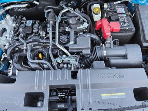 Certified 2026 Nissan Kicks SR FWD image 19