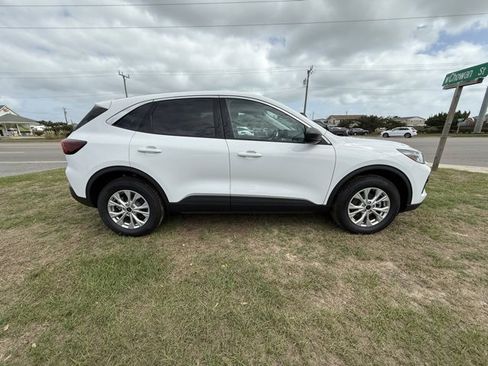 Used 2024 Ford Escape Active image 8