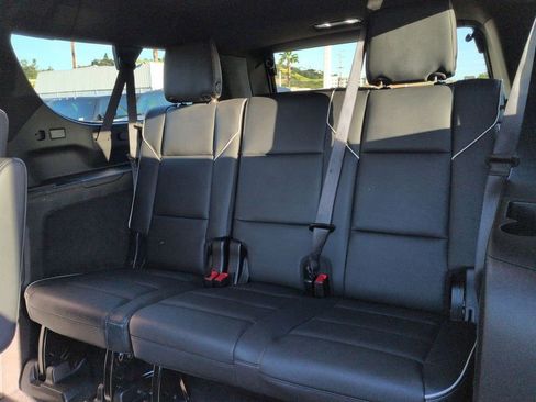 Certified 2025 Cadillac Escalade ESV Premium Luxury RWD image 25