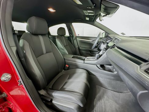 Used 2020 Honda Civic Sport image 28