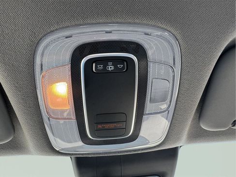 Used 2022 Hyundai Elantra SE FWD image 23
