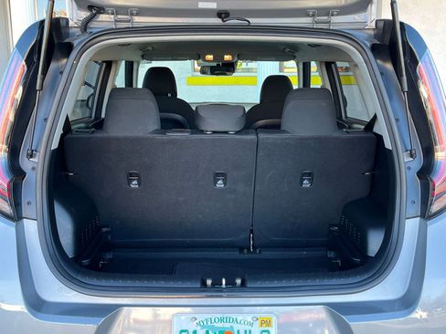 Used 2025 Kia Soul LX w/ LX Technology Package image 27