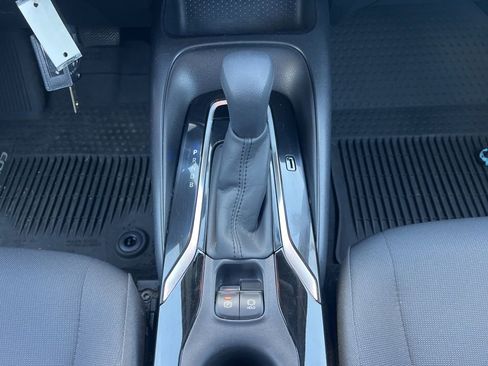 Used 2020 Toyota Corolla LE image 9