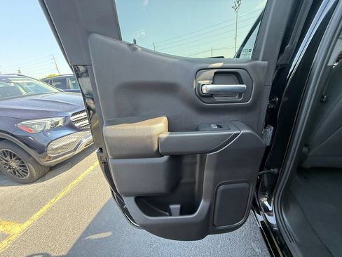 Used 2023 Chevrolet Silverado 1500 Custom RWD image 18