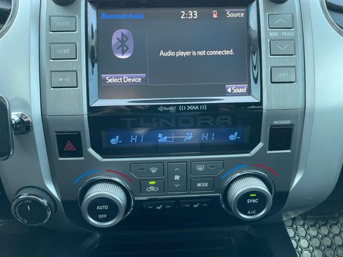 Used 2015 Toyota Tundra Limited AWD/4WD image 17