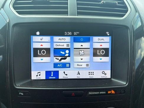 Used 2019 Ford Explorer XLT w/ Equipment Group 202A FWD image 23
