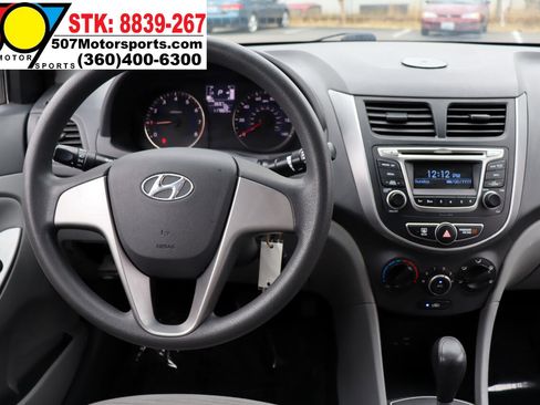 Used 2017 Hyundai Accent SE image 16