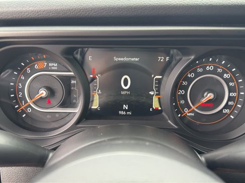 Used 2026 Jeep Wrangler Sport AWD/4WD image 30