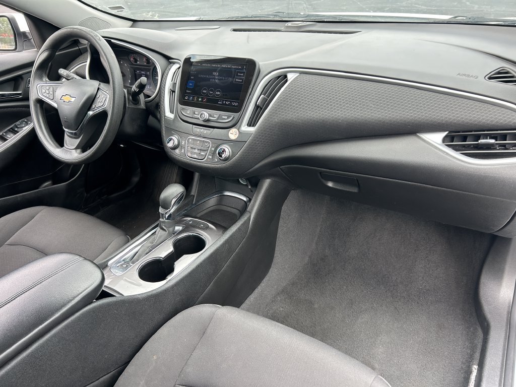 Used 2024 Chevrolet Malibu LT FWD image 32