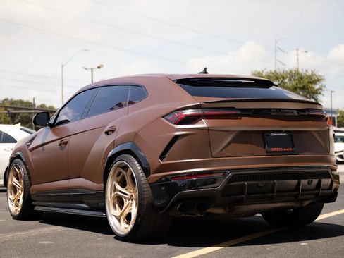 Used 2019 Lamborghini Urus AWD/4WD image 20