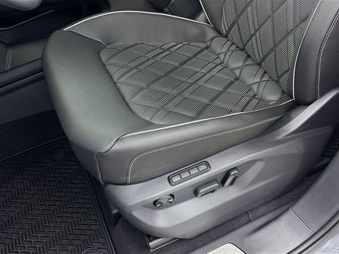 New 2026 Volkswagen Atlas SEL Premium R-Line image 19