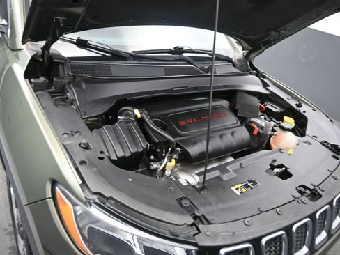 Used 2019 Jeep Compass Limited image 20