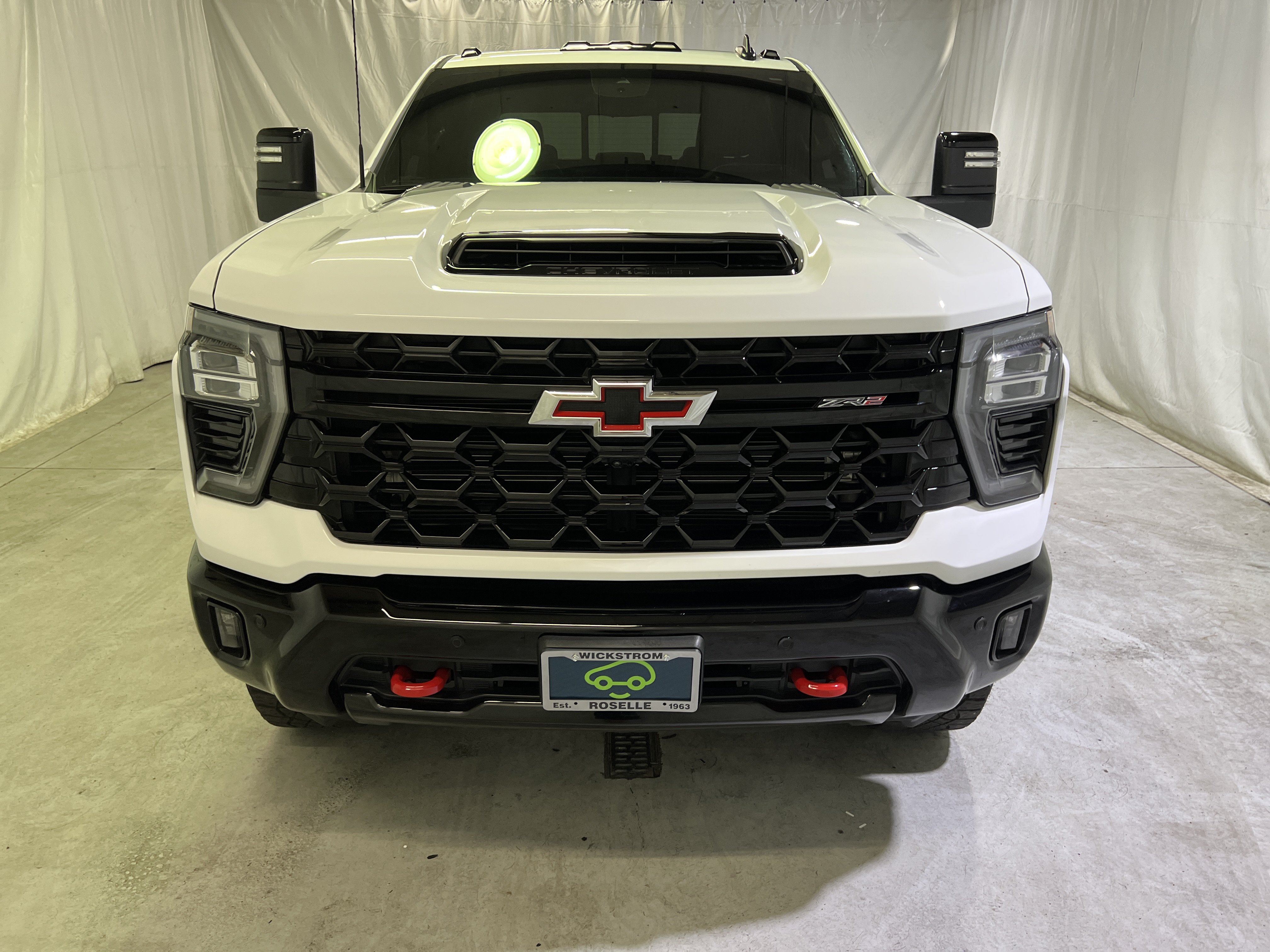 Certified 2025 Chevrolet Silverado 2500 ZR2 w/ Technology Package AWD/4WD image 3