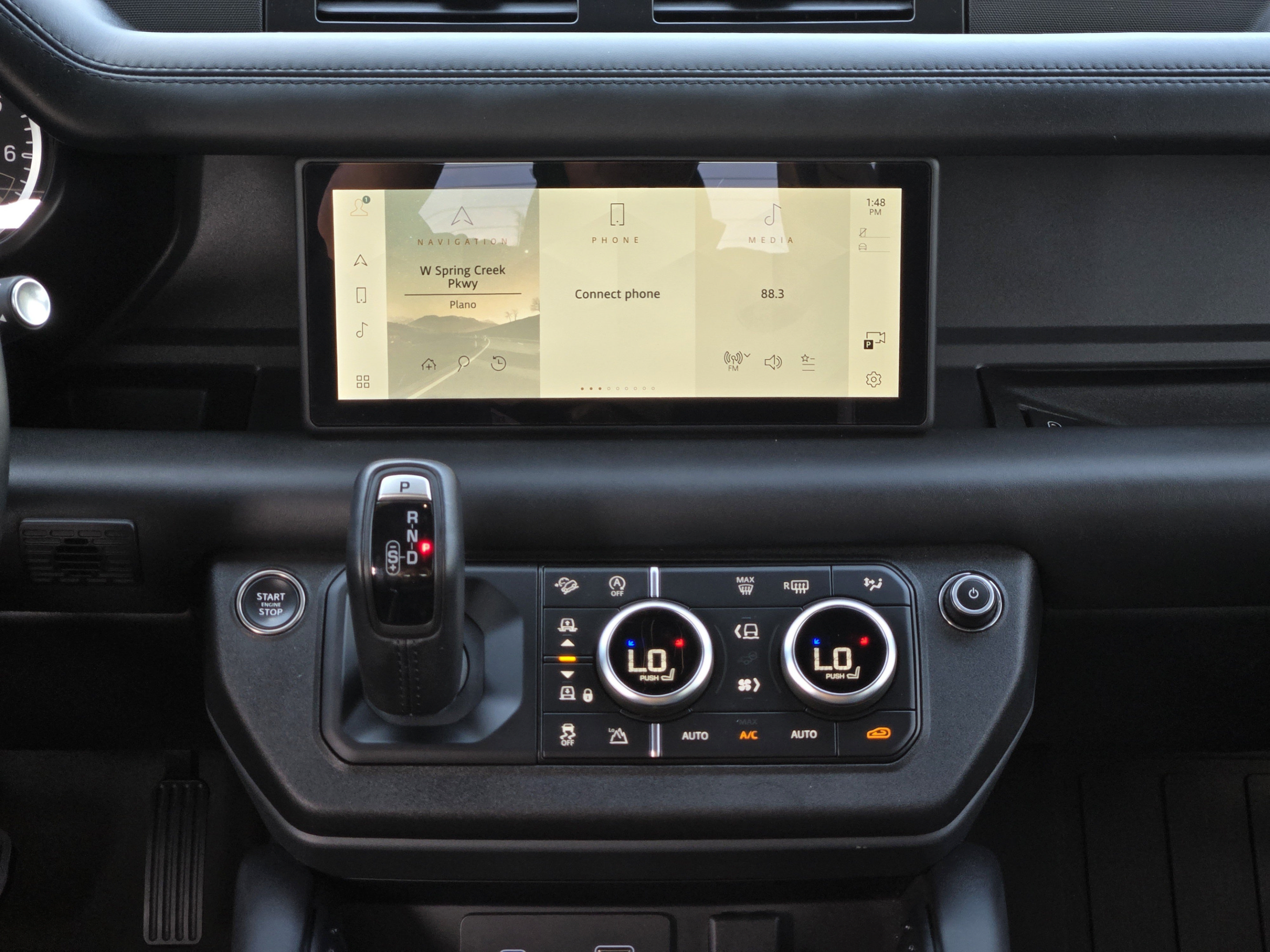 Used 2023 Land Rover Defender 110 X-Dynamic SE AWD/4WD image 12