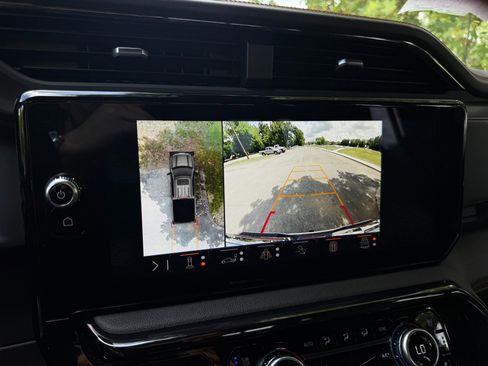 Used 2024 GMC Sierra 1500 AT4 w/ Technology Package image 40