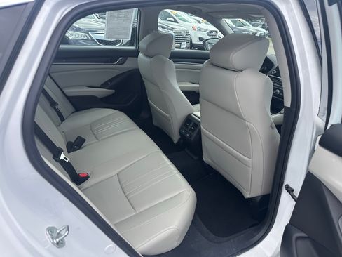 Used 2021 Honda Accord EX-L image 15