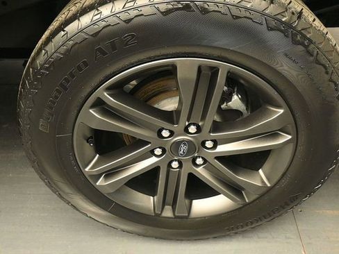 Certified 2022 Ford F150 Lariat w/ Equipment Group 502A High image 9