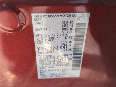 Used 2014 Nissan Rogue SV image 26