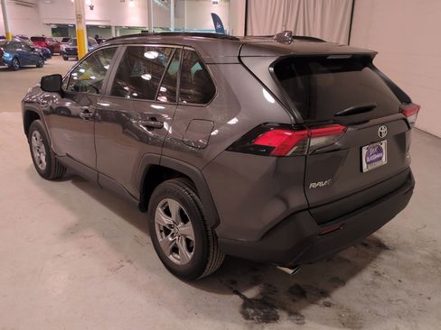 Used 2023 Toyota RAV4 XLE image 6