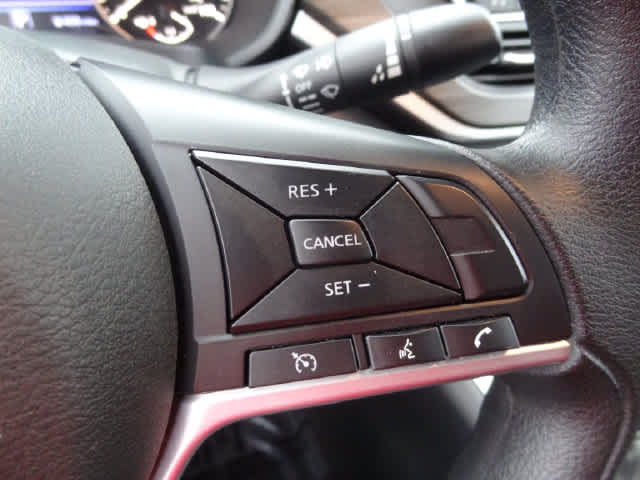 Used 2025 Nissan Altima 2.5 SV FWD image 17