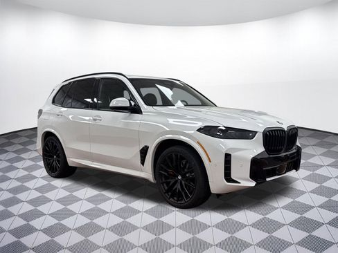 Used 2026 BMW X5 xDrive40i w/ M Sport Package image 7