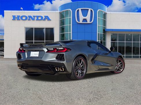 Used 2024 Chevrolet Corvette Stingray Preferred Conv w/ Z51 Performance Package image 3