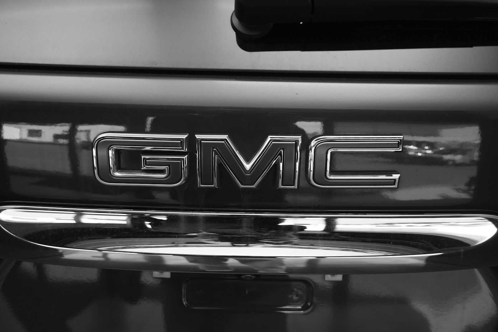 Used 2023 GMC Terrain Denali AWD/4WD image 9