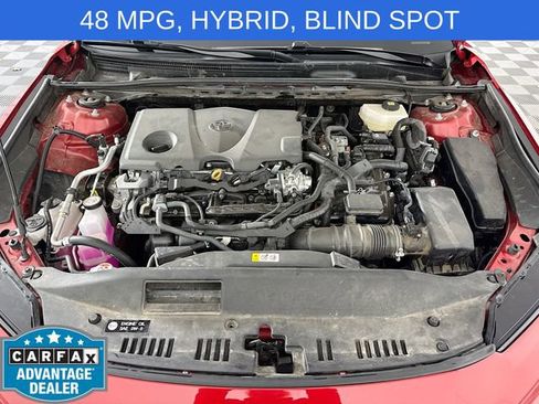 Used 2025 Toyota Camry SE w/ Convenience Package FWD image 28