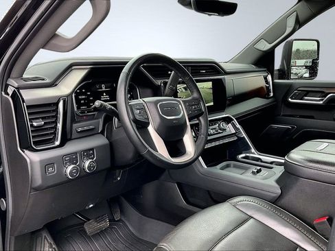 Certified 2024 GMC Sierra 2500 Denali w/ Denali Reserve Package image 13