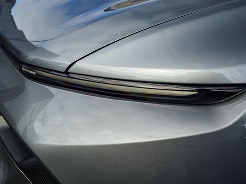 Used 2025 Chevrolet Equinox EV LT w/ Convenience Package II image 26