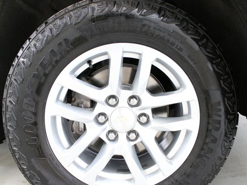 Used 2020 Chevrolet Silverado 1500 LT w/ All-Star Edition image 31