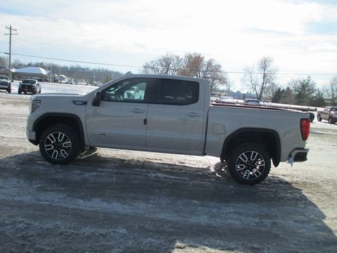 New 2026 GMC Sierra 1500 AT4 w/ AT4 Premium Package image 9